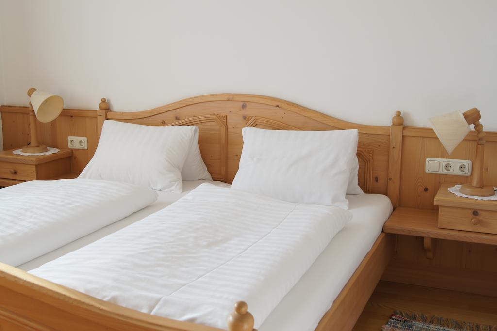 Ferienwohnungen Billovits Kössen Zimmer foto